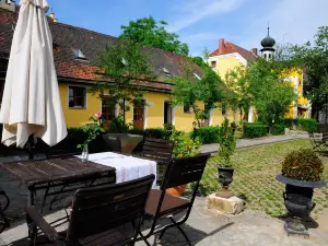 Hotel Schlossresidenz Heitzenhofen