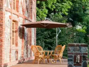 Linnumaja Guesthouse