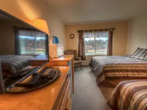 Kenai River Lodge