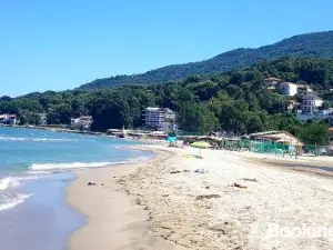 Seaside Apartments & Rooms Kampouri