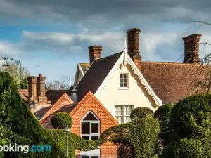 The Oaksmere
