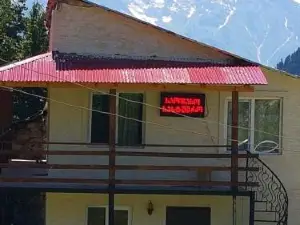 Iason Guest House in Mazeri