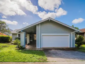 Hawaii Kai 4Br w/ Wraparound Lanai & Ocean Views 4 Bedrooms 3 Bathrooms Home