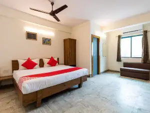 OYO 28360 Hotel Rajdeep
