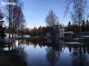 Hotel Yöpuu