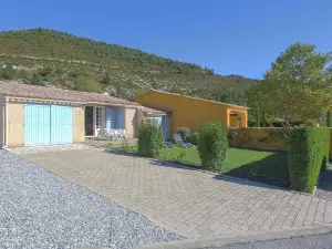 Holiday House Nearby the Lac de Castillon Enjoy Sun and Nature in Provence