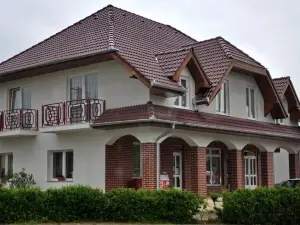 Fonix Apartmanhaz