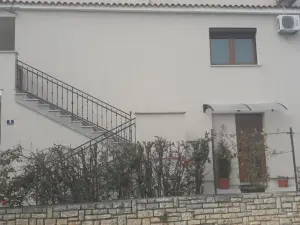 洛雷納236號旅館