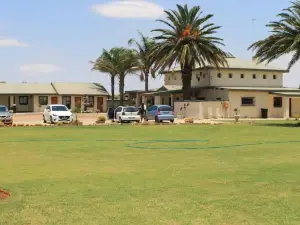 Marang Gardens Lodge