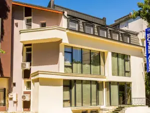 Hotel Alex