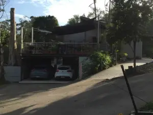 Eumundi Guesthouse and B&B