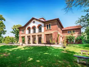 B&B e Ostello, Parco di Monza, Cascina Costa Alta