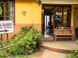Ku-Boboyi River Lodge