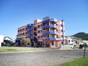 Katedral hotel e restaurante