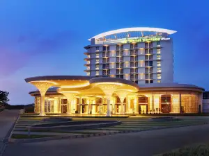 Hotel Santika Premiere - Kota Harapan Indah