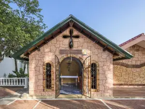 Hotel Sunrise by Hype