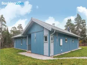 Three-Bedroom Holiday Home in Larbro