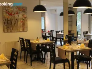 Hôtel Restaurant Aux Genêts d'Or