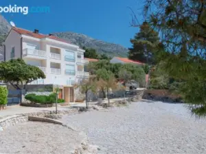 Beach Stay Apartment Ivon