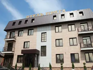 Praga Hotel
