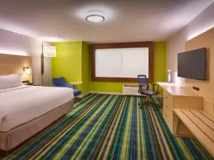 Holiday Inn Express & Suites Phoenix West - Buckeye