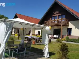 Pokoje I Domki Saraceńska Chata