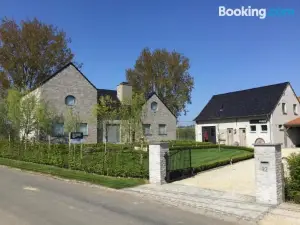 B&B 22