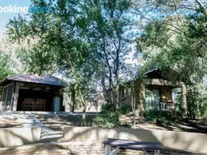 Casa Cara Resort