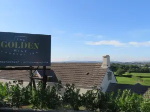 The Golden Mile Country Inn