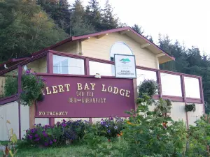 Alert Bay Lodge