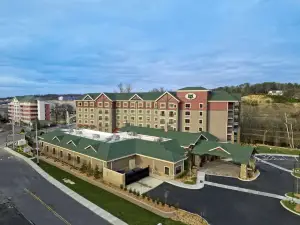 Black Fox Lodge Pigeon Forge, Tapestry Collection by Hilton