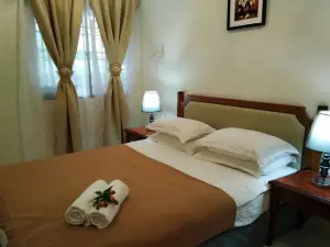 Ainis Guest House at the Lst World of Tambun Ipoh Perak