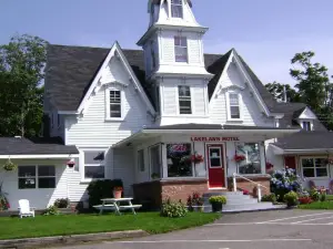 Lakelawn B&B and Motel