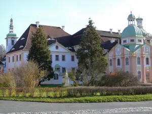 Gästehäuser St. Marienthal