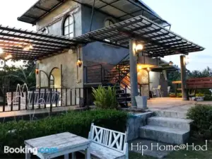 Hip Home at Hod