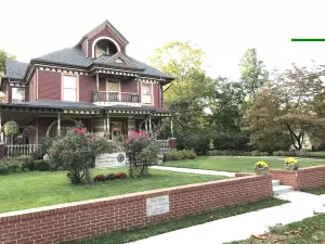 Grand Avenue Bed and Breakfast