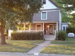 Vintage Charm Bed and Breakfast Hotel