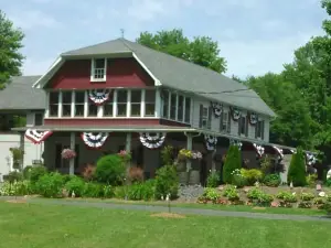 Beagle's Bed & Breakfast