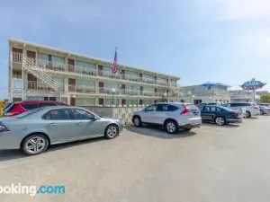 Lark Motel
