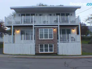 Dolan's Gold House