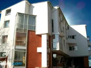 Pensiunea Studio