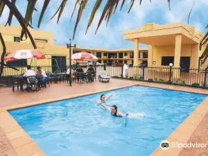 데코 시티 모터 로지