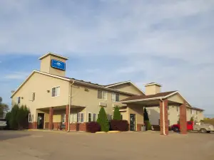 Westbridge Inn & Suites