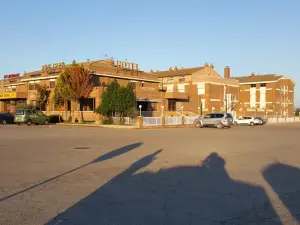 Hotel Reina Isabel