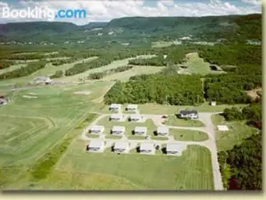 Cabot Trail Sea & Golf Chalets