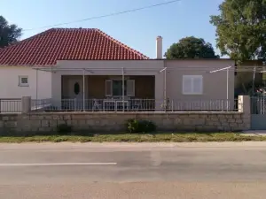Drnis Dream House