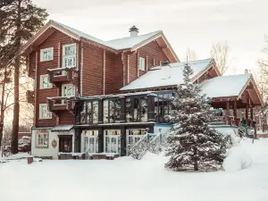 Seneshal Hotel