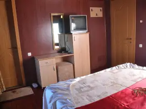 Hotel Brod Panini Veles
