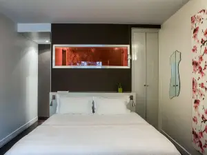 Hotel Le Quartier Bercy Square