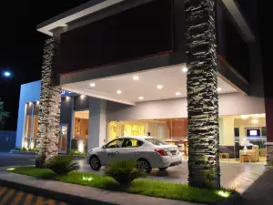 Bluu Hotel Aeropuerto Monclova-Frontera